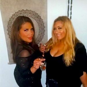 SHOP 🛍️& SIP🥂 WITH CEECEE & DEEBO!! LOW STARTS AND SHARED SHOW!!​